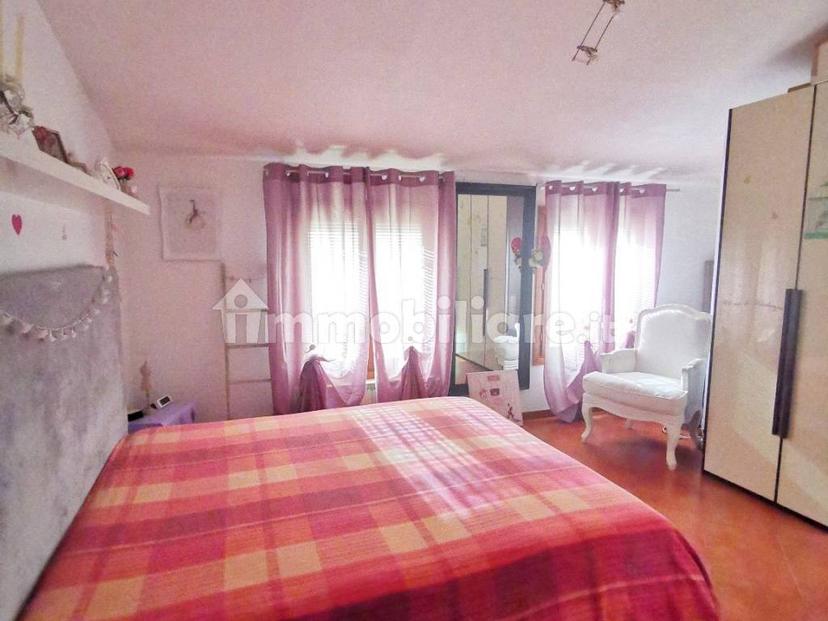 Quadrilocale buono stato, secondo piano, Centro, Dicomano — foto 9 di 13
