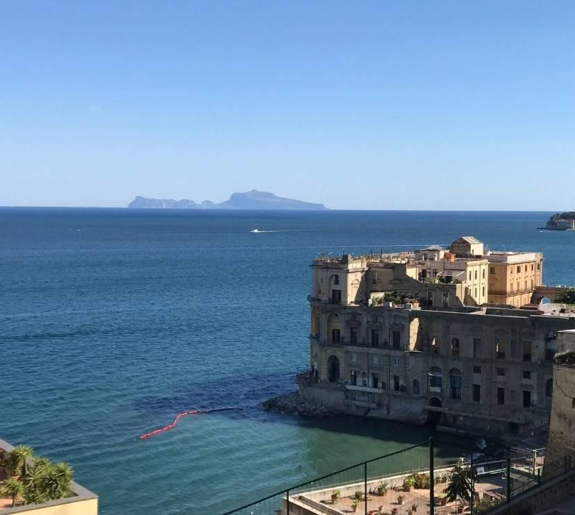 Appartamento ottimo stato, Posillipo, Napoli