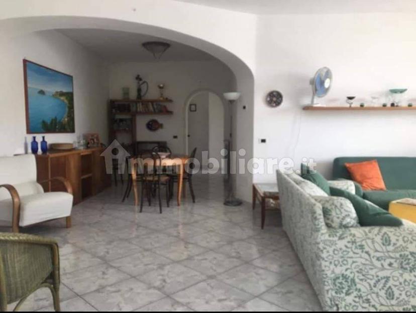 Appartamento via Campagnano 54, Centro, Ischia