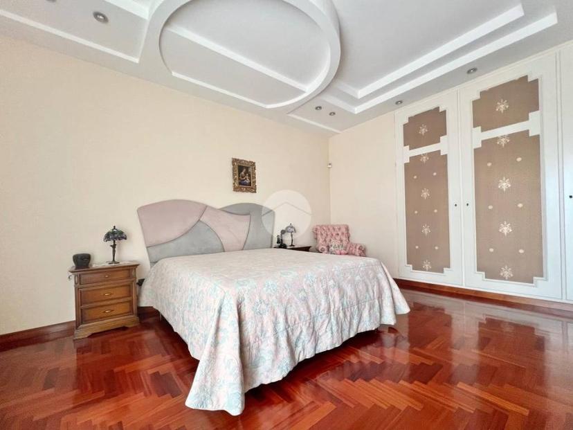 Villa bifamiliare via Benedetto Croce 50, Centro, Marano di Napoli