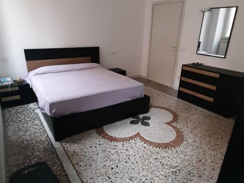 Trilocale ottimo stato, primo piano, Castro Pretorio, Roma