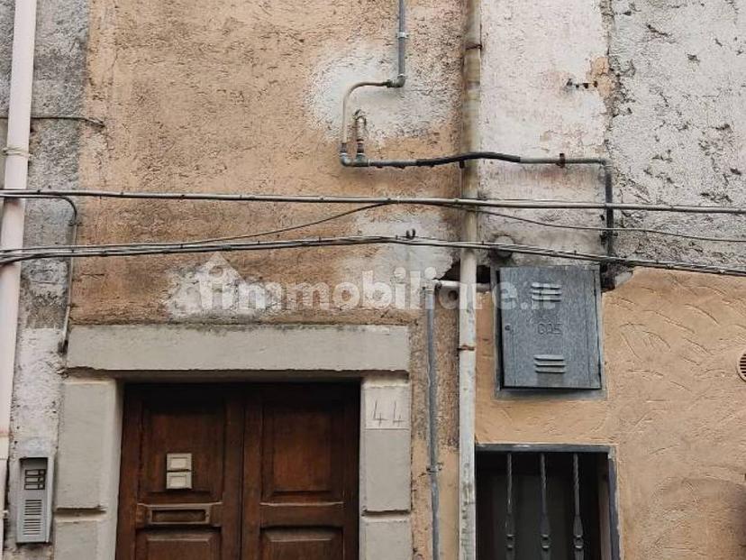 Terratetto plurifamiliare via Lorenzo la Porta 44, Carpineto Romano
