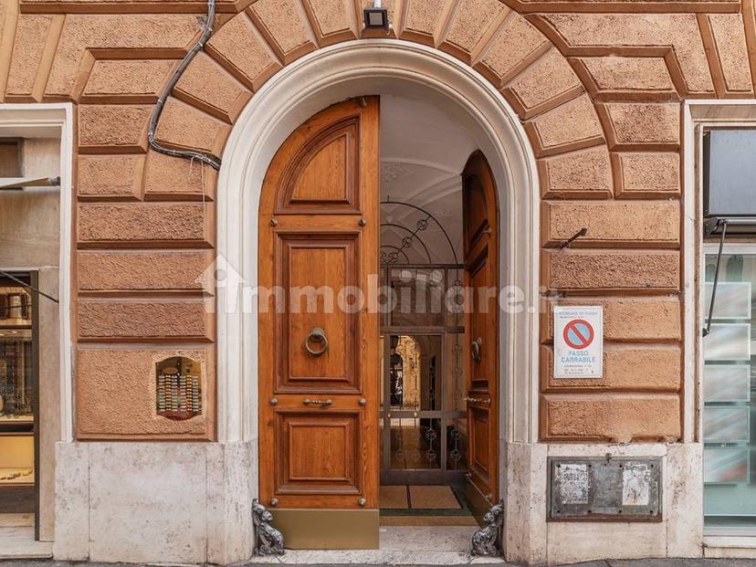Trilocale via dei Gracchi 60, Prati, Roma