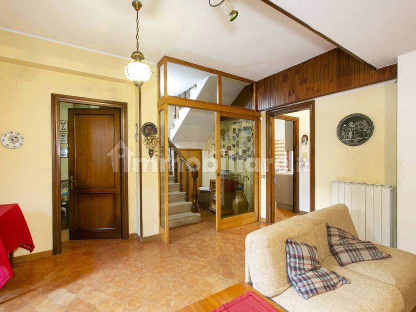 Villa bifamiliare via del Monumento 53, Villa Claudia, Anzio