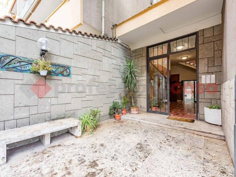 Trilocale viale Palmiro Togliatti, 75, Cinecittà, Roma