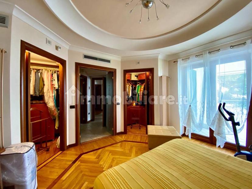 Villa bifamiliare via Yasser Arafat 3, Centro, Marano di Napoli