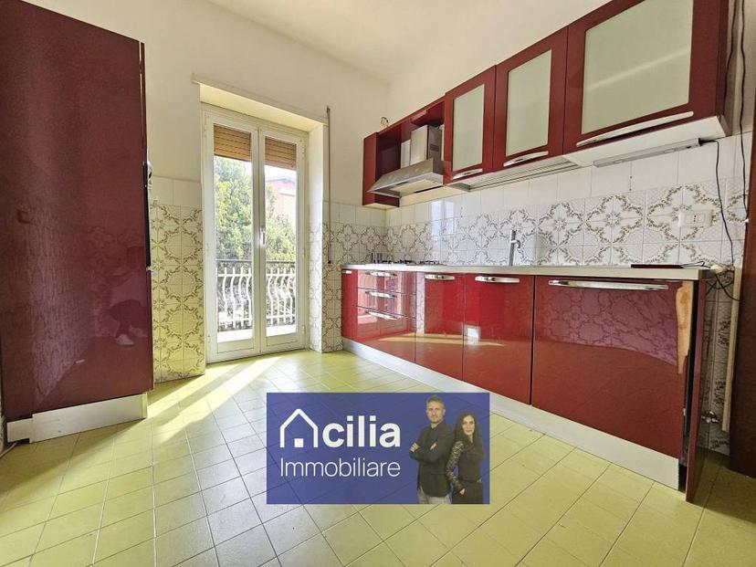 Trilocale via Francesco Donati 177, Dragona, Roma