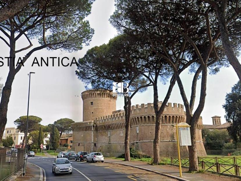 Quadrilocale via Monsignor Giuseppe Fagnano, Acilia, Roma