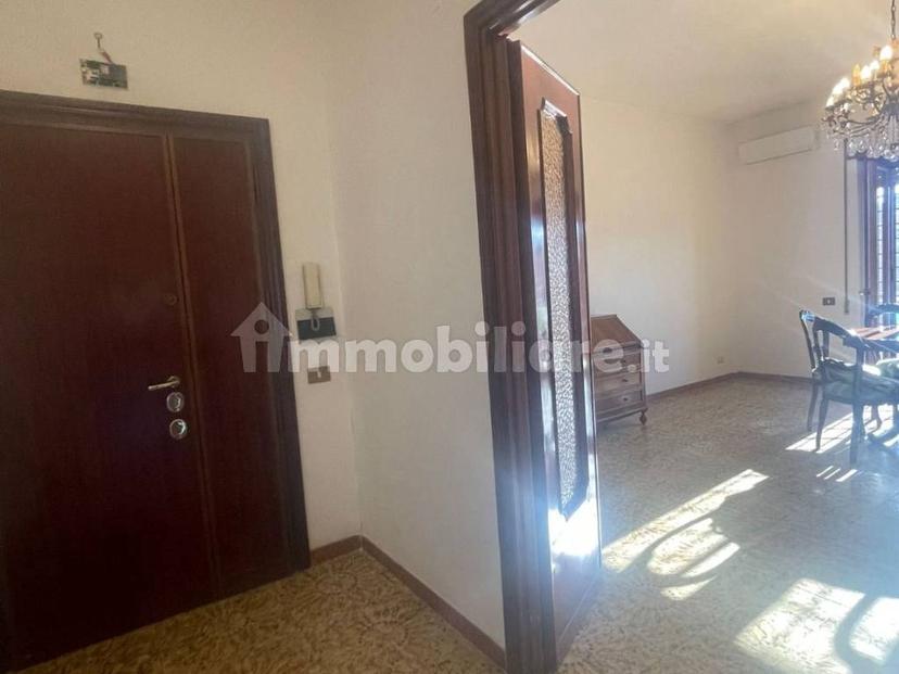 Trilocale via di Casal del Marmo 520, Ottavia, Roma