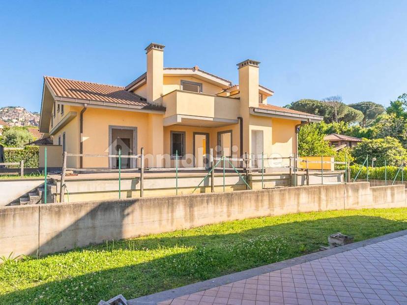 Villa bifamiliare via delle Ortensie, Centro, Rocca di Papa — foto 32 di 37