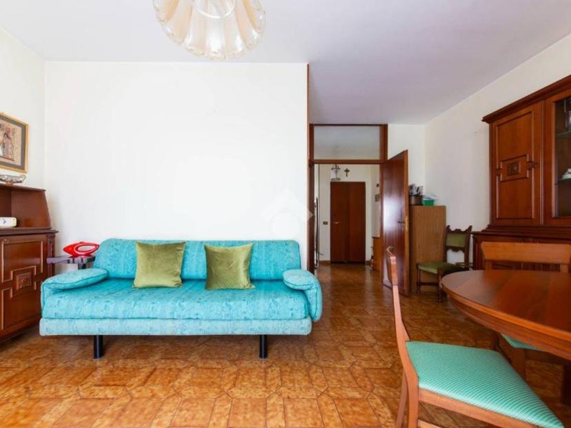 Bilocale via Benedetto Croce 8, Centro, Arese