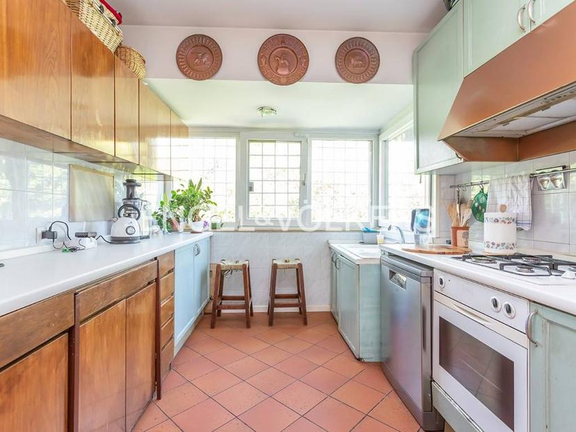 Villa a schiera via Erodoto, Casal Palocco, Roma