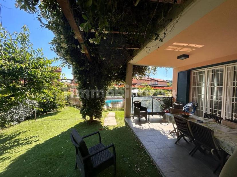 Villa bifamiliare viale Terme, Castel San Pietro Terme