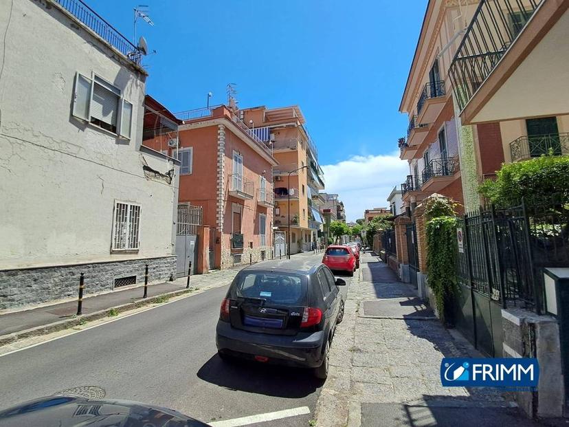 Bilocale via Cristoforo Colombo 48, Portici