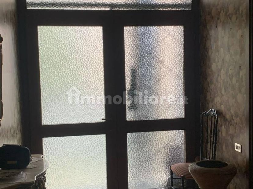 Villa bifamiliare via Romagna, Centro, Pioltello