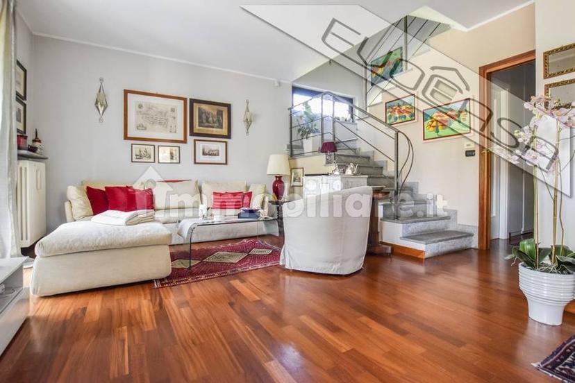 Villa a schiera 5 locali, buono stato, Tabona, Borgo Nuovo, Pinerolo