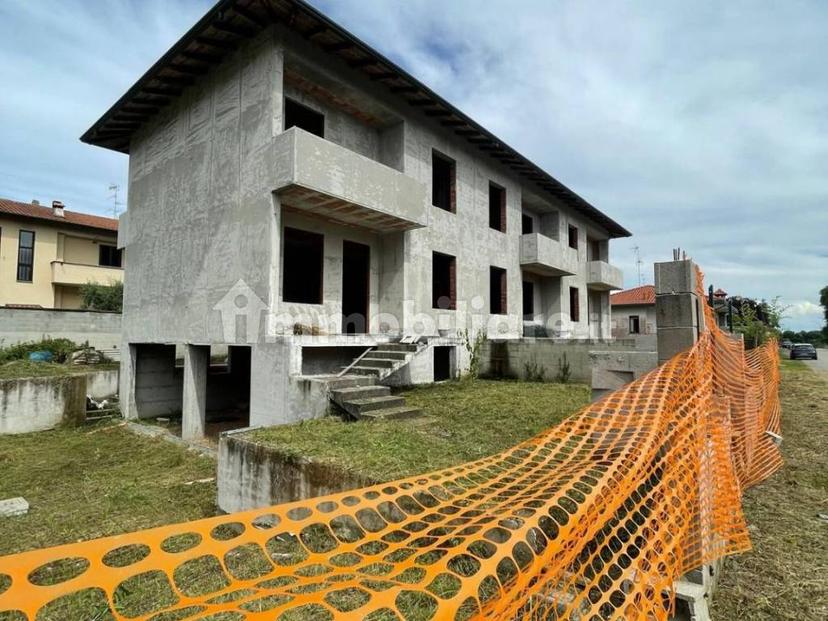 Villa a schiera via Maria Montessori, Turbigo