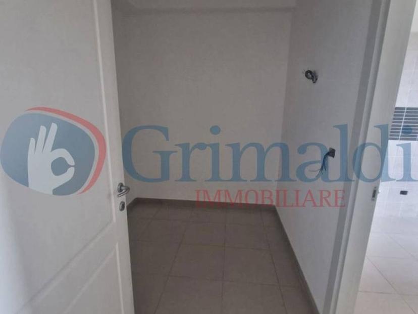 Bilocale via Martiri delle Foibe, 23, Pelucca - Villaggio Falck, Sesto San Giovanni