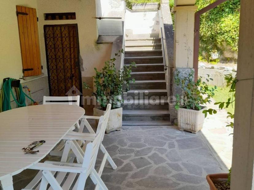 Appartamento in villa via della Costituzione 2, Cà Rocca, Monterenzio