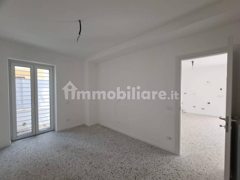 Bilocale via Giovanni Brancaleone, Pigneto, Roma
