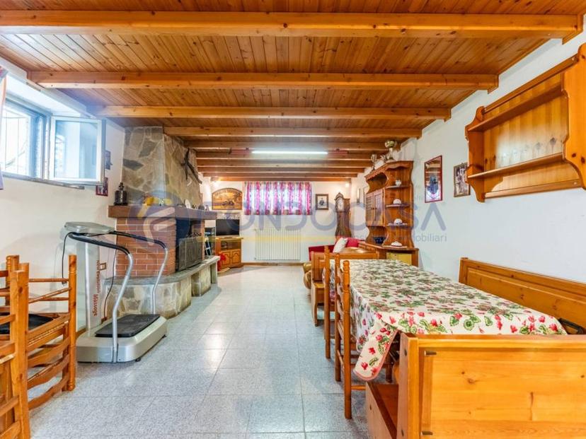 Villa unifamiliare via Silvio Pellico 31, Canegrate