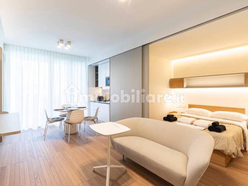 Appartamento via Stresa 22, Maggiolina, Milano