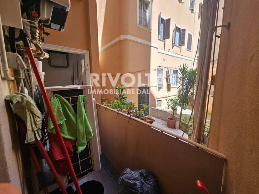 Appartamento via Calabria, Sallustiano, Roma