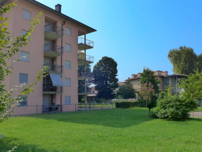 Attico via Novara 35, Abbiategrasso