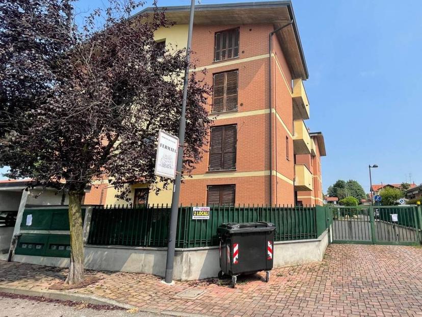 Bilocale via Lecco 109, Cesate