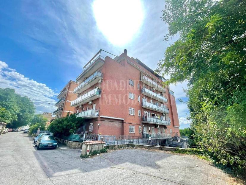 Bilocale via Piteglio 11, Fidene, Roma