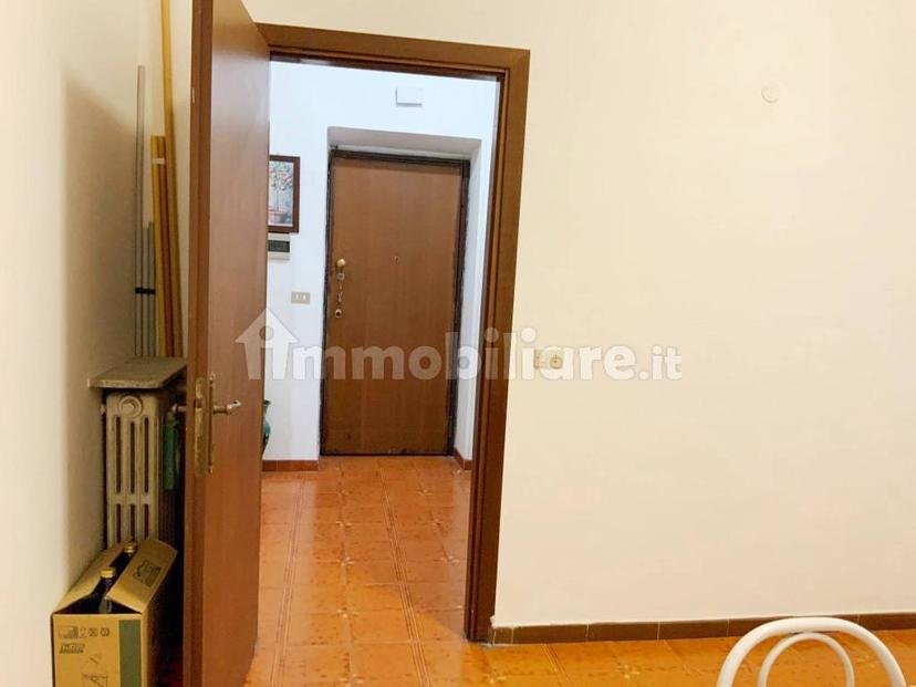 Bilocale via Filippo Turati, Esquilino, Roma
