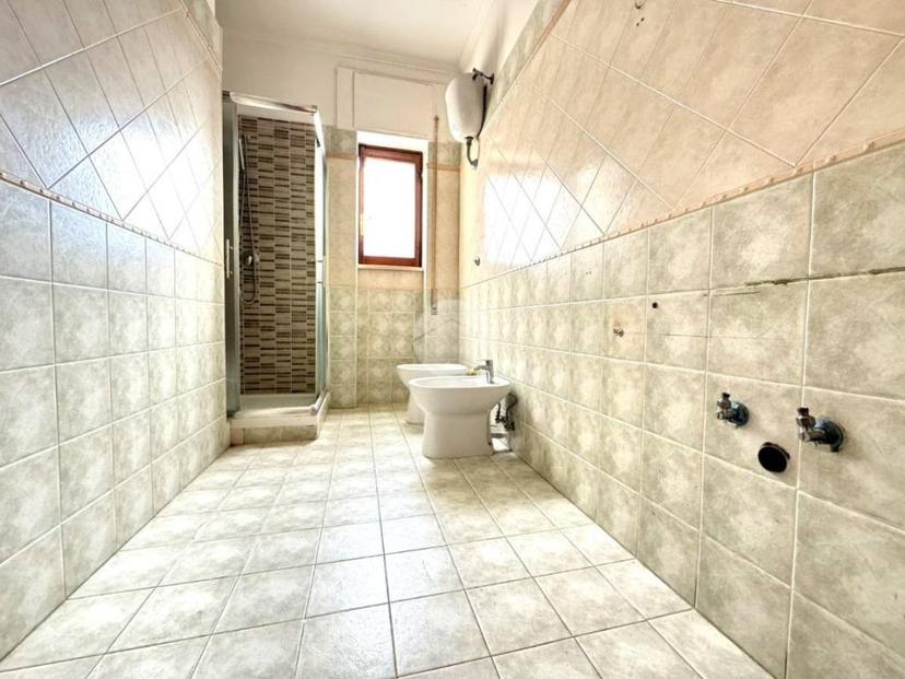 Trilocale via dell'Epomeo traversa 2 Privata, Soccavo, Napoli