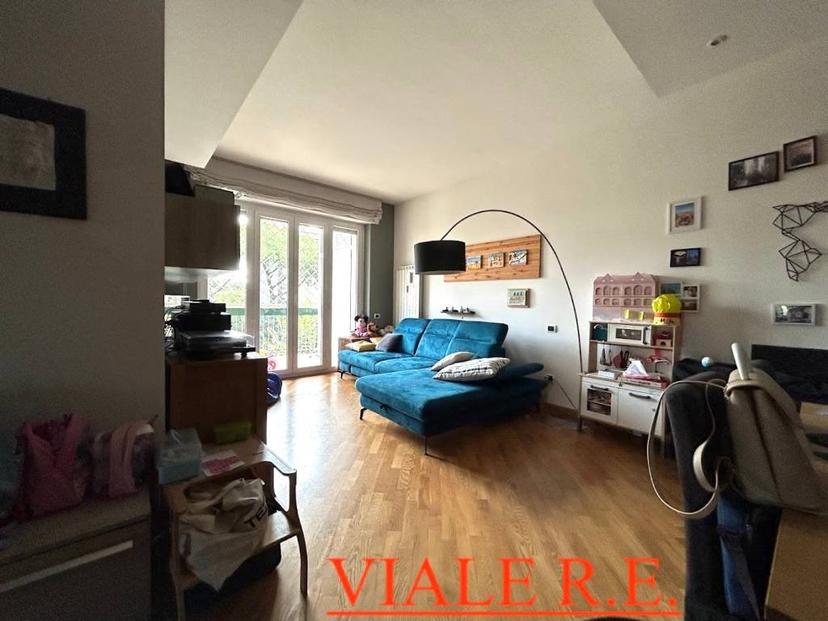 Trilocale viale dell'Umanesimo 33, Eur, Roma
