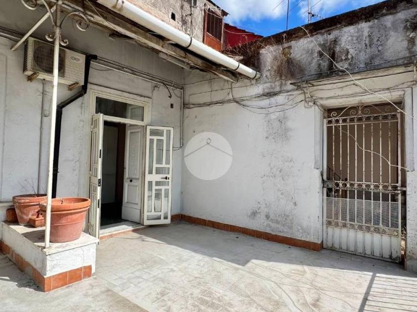 Trilocale via Vittorio Emanuele III 46, Secondigliano, Napoli