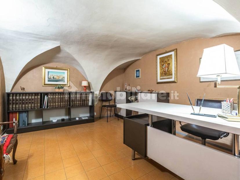 Monolocale via dei Coronari 28, Piazza Navona, Roma
