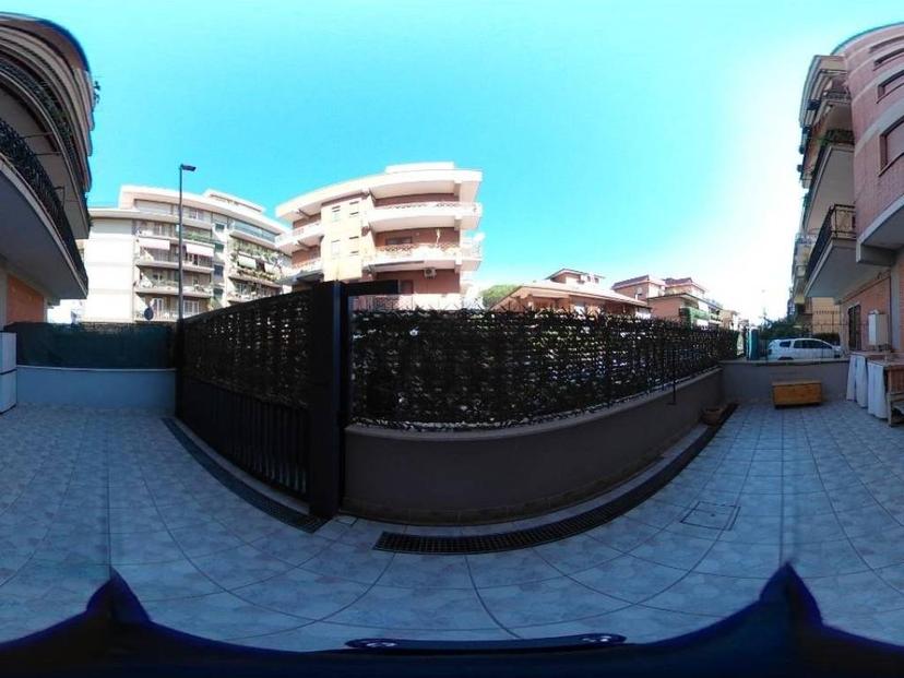 Quadrilocale via Giacomo de Larderel,  27, Borghesiana, Roma