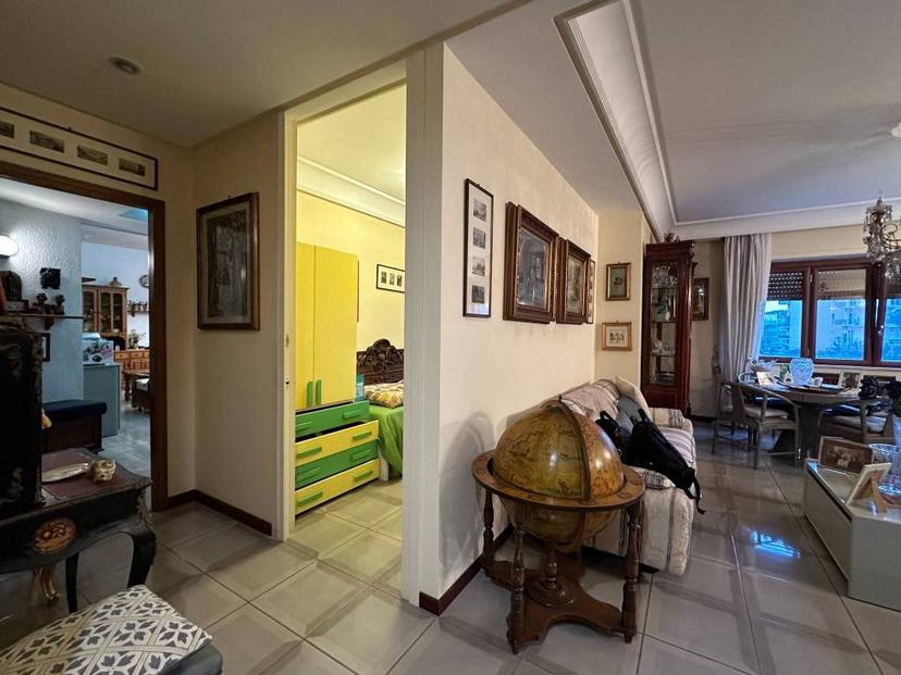 Appartamento viale dei Pini 101, Colli Aminei - Capodimonte, Napoli