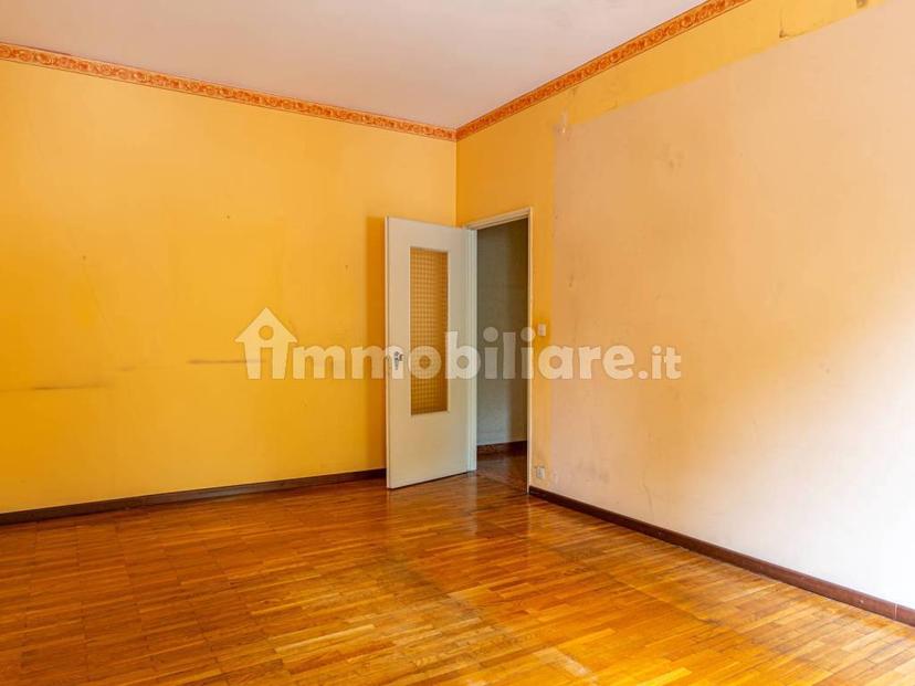 Bilocale corso Regina Margherita 294, Lucento, Torino