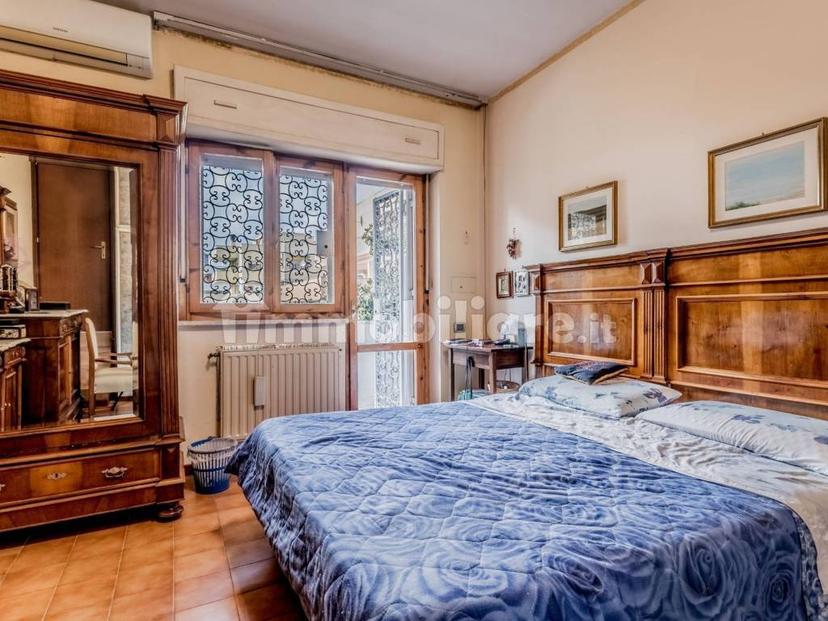Villa a schiera via Vitaliano Rotellini, Tor de' Cenci, Roma