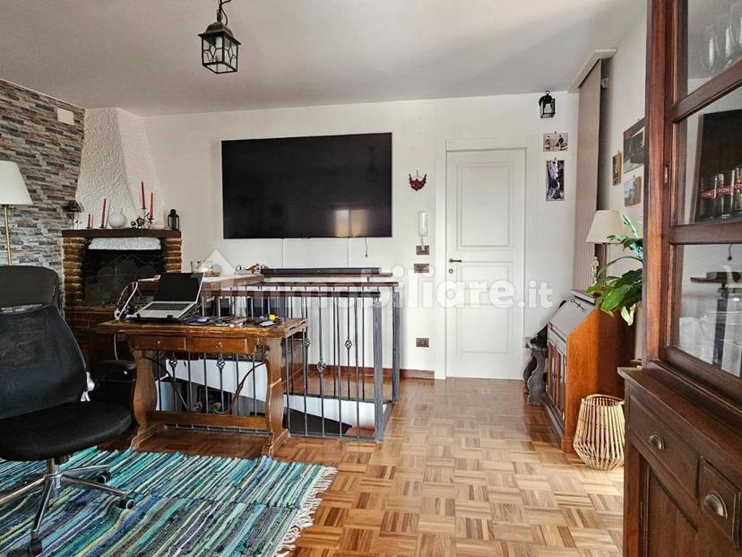 Attico ottimo stato, 131 m², Arenella, Napoli