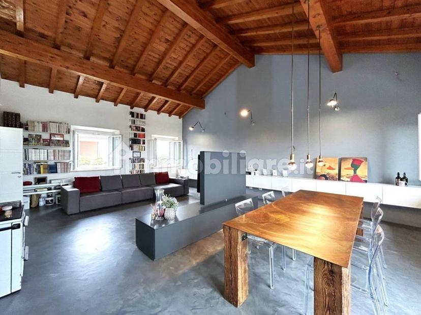 Villa unifamiliare via Lorenzo Camerano, 73, Castel di Leva, Roma