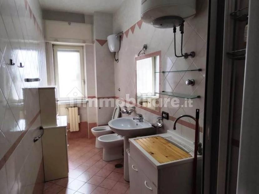 Trilocale via Terracina 354, Fuorigrotta, Napoli