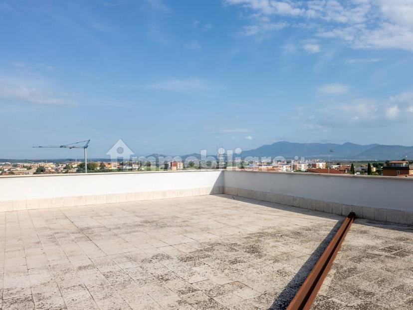 Appartamento via Corvara, Castelverde, Roma