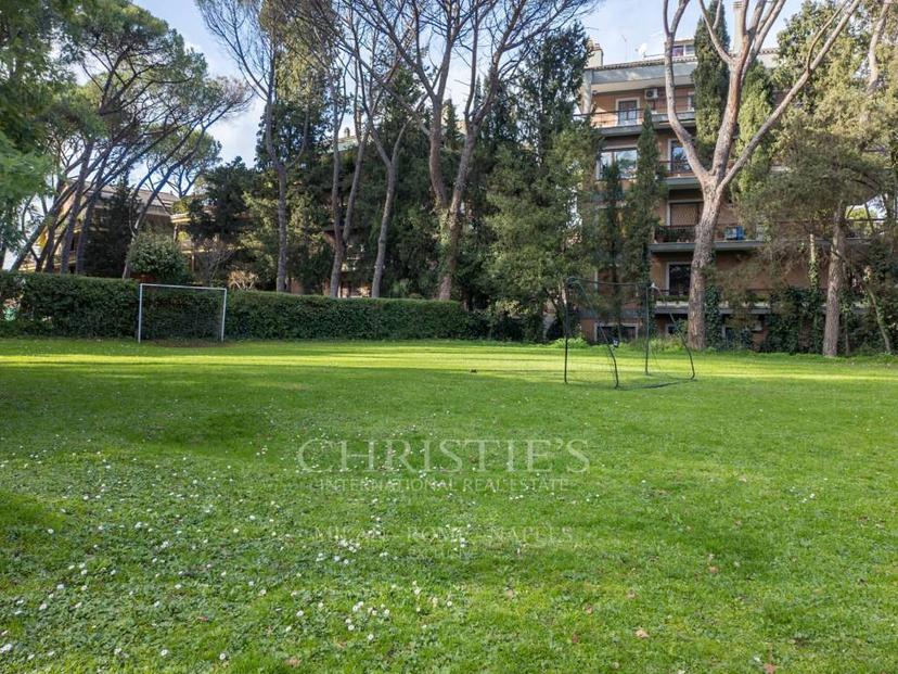 Attico via Cassia, Tomba di Nerone, Roma