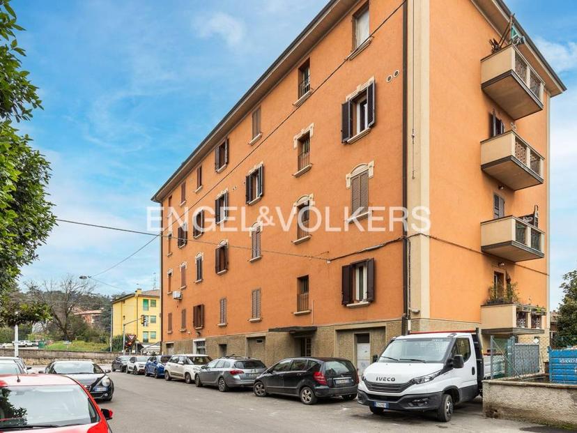 Trilocale via Filippini 2, San Ruffillo, Bologna