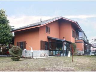 Villa bifamiliare via Val della Torre 50b, San Gillio