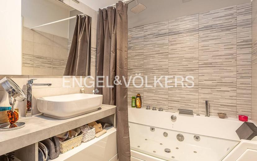 Trilocale viale della Grande Muraglia, Torrino, Roma