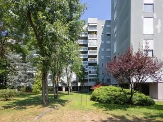 Quadrilocale via Cassano d'Adda 14, Corvetto, Milano