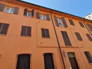 Trilocale via Cererie 11, Centro Storico, Imola