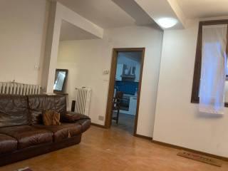 Quadrilocale buono stato, secondo piano, Santo Stefano, Bologna